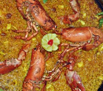 Arroz con bogavante tipo paella Arroz con bogavante tipo paella
