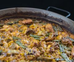 Paella valenciana Paella valenciana