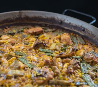 Paella valenciana Paella valenciana