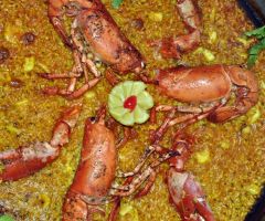 Arroz con bogavante tipo paella Arroz con bogavante tipo paella